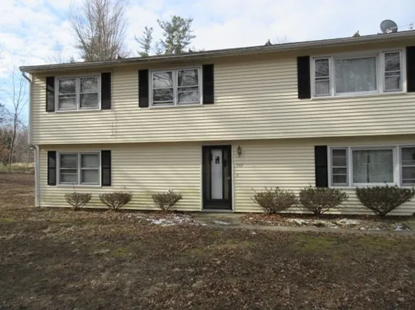 101 Bachelor St, West Newbury, MA 01985