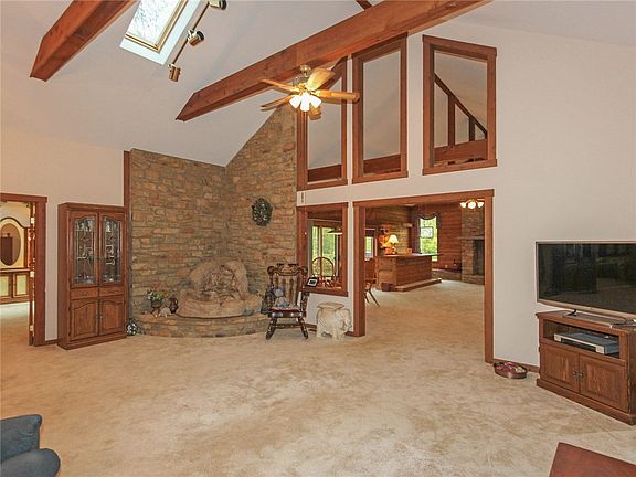 5th image of 2502 S Silver Lane Dr