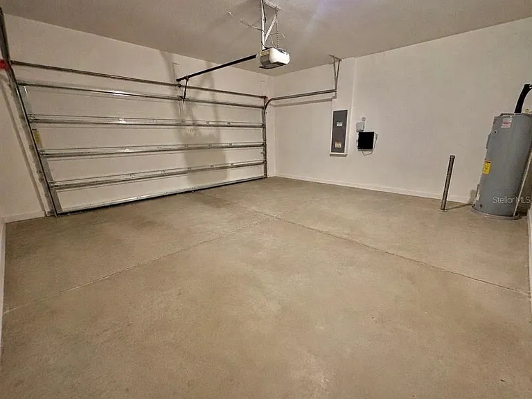 7563 Ashcroft Dr — Photo 24