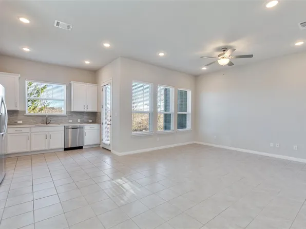 1015 Vista View Dr #502, Georgetown, TX 78626