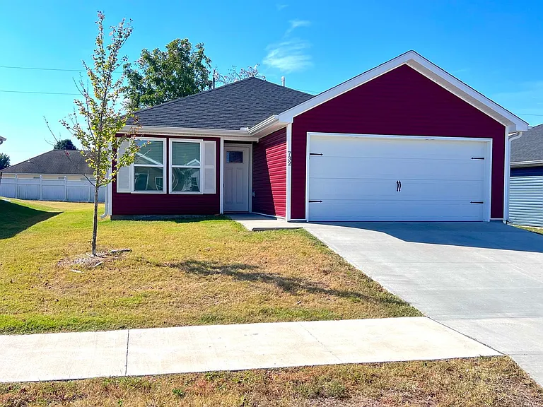 732 Short Leaf Ln — Photo 23