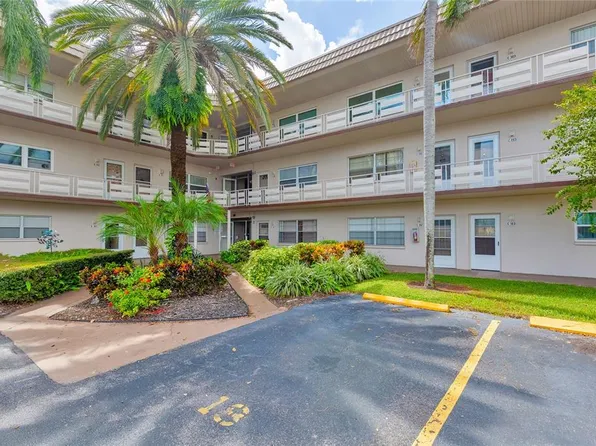 5530 80th St N Unit C101, Saint Petersburg, FL 33709