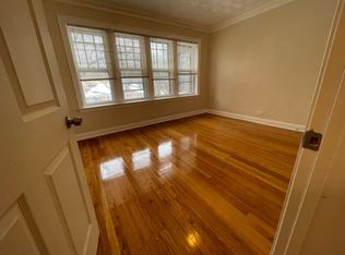 719 E 80th St #3, Chicago, IL 60619