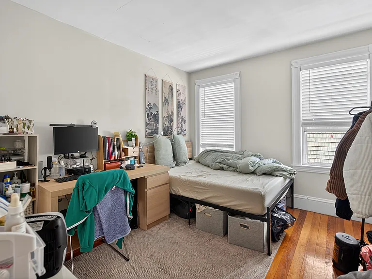 671 Washington St #1 — Photo 13