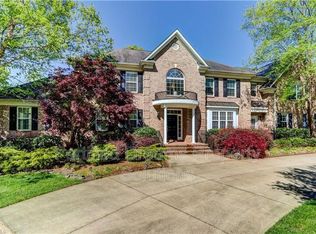 6421 Ashton Park Dr, Oak Ridge, NC 27310