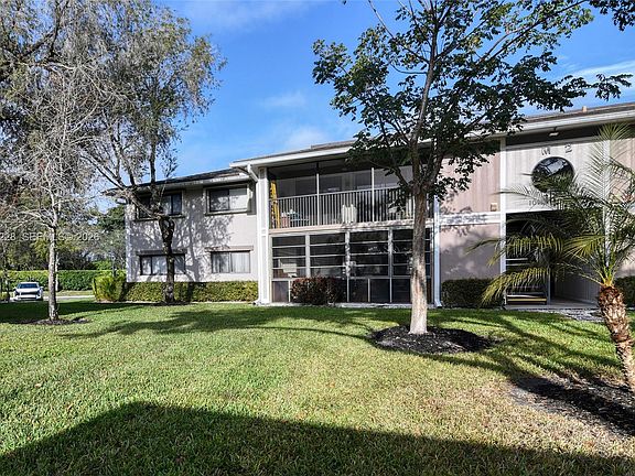3rd image of 10975 W Clairmont Cir #207