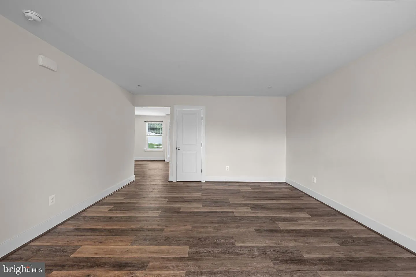 4 bed, 1891 sqft, $3,400 — Photo 4