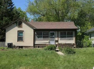 936 Rose St, Lincoln, NE 68502