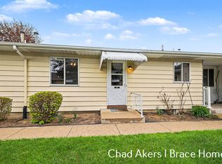 5912 Leisure South Dr SE, Kentwood, MI 49548