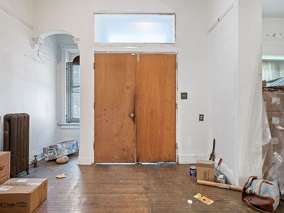 2nd image of 4346 S Saint Lawrence Ave
