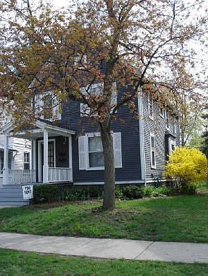1135 Lincoln Ave.