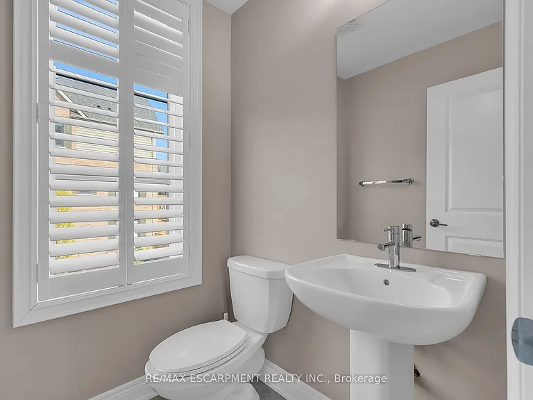 2 Waterview Ln — Photo 18