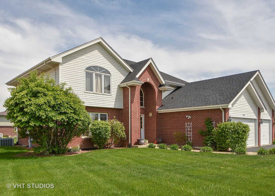 1st image of 18019 Sippel Dr