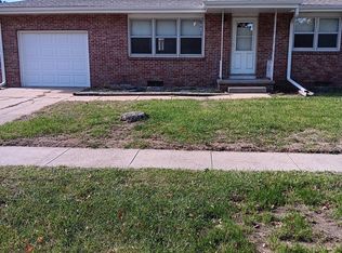 1305 N Clarkson St #1305, Fremont, NE 68025