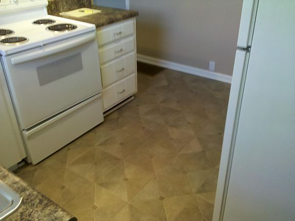 Kitchen Stove and Oven