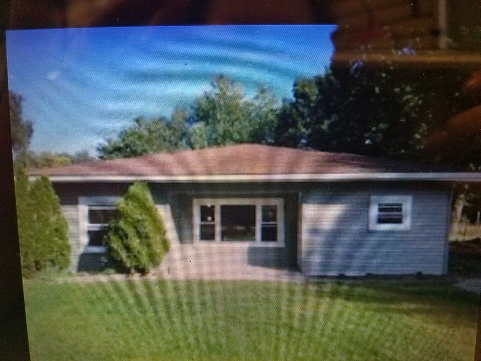 1st image of 5806 Dwight Ave