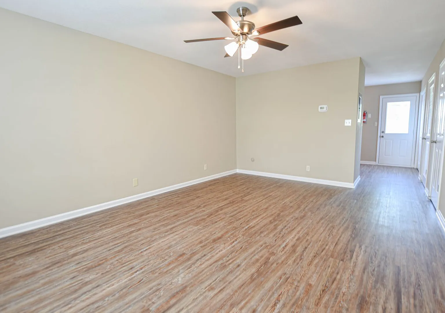 1030 W Creek Coyote Trail — Photo 2