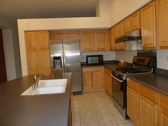 3rd image of 313 W Carob Dr