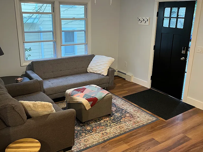 409 S Geneva St #2 — Photo 2