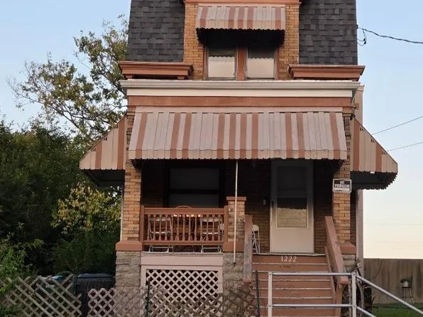 1222 Sunset Ave, Cincinnati, OH 45205