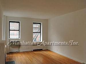 1st image of 1 E 71st St