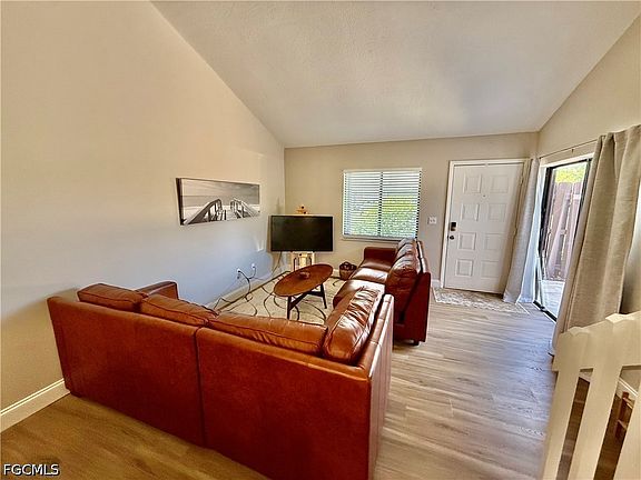 4th image of 12941 Sandpoint Ct
