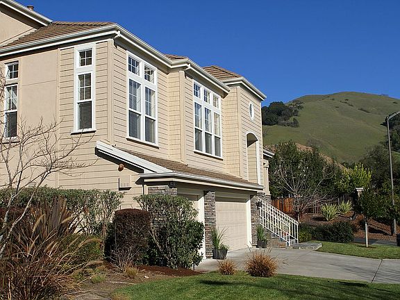 3rd image of 45 Sandy Creek Way