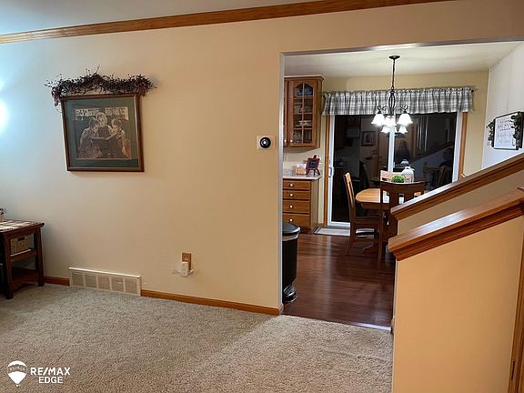 4th image of 13424 Blueberry Ln