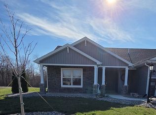 2359 Serenity Ct, Auburn, IN 46706