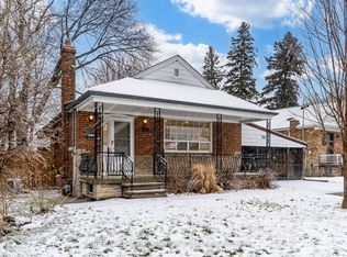116 Ferris Rd #Basement, Toronto, ON M4B 1G4