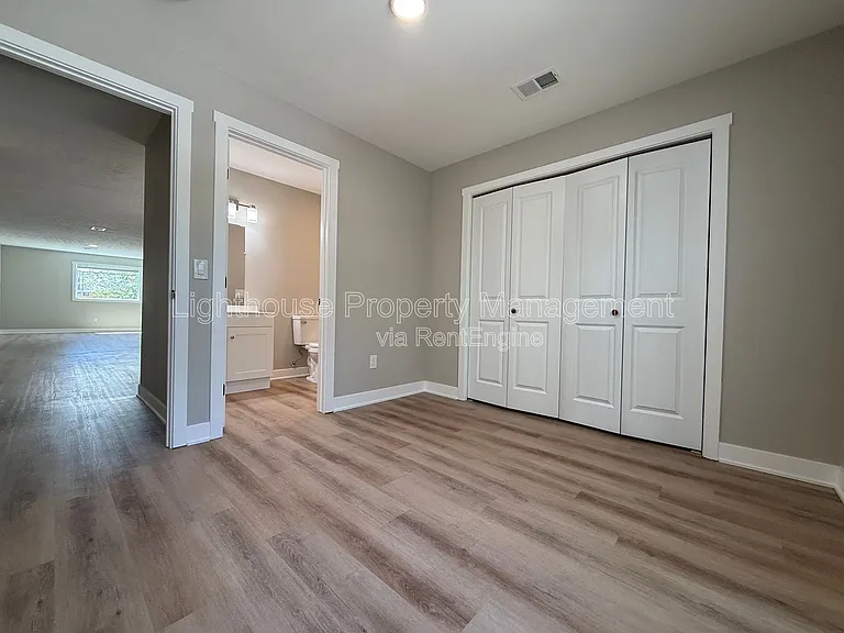 310 Allen Ave #2 — Photo 15