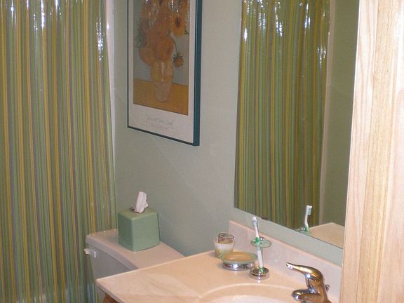 Beautiful baths up & down