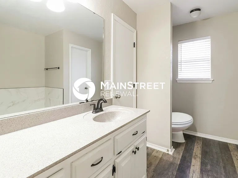 Main Bathroom