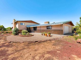 5 Sunset Rd, Santa Fe, NM 87507
