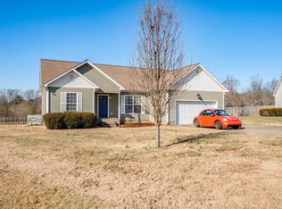 205 Coleman Dr, White Bluff, TN 37187
