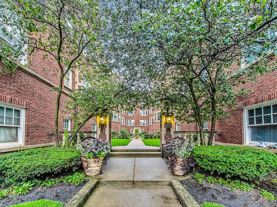 1st image of 738 Hinman Ave APT G