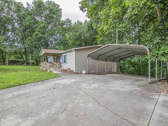 3rd image of 8411 Bowman Hollow Rd