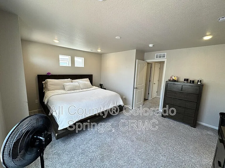 5635 Dakan Loop — Photo 11
