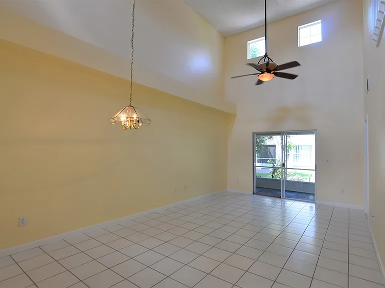 2203 Cypress Knee Loop — Photo 6