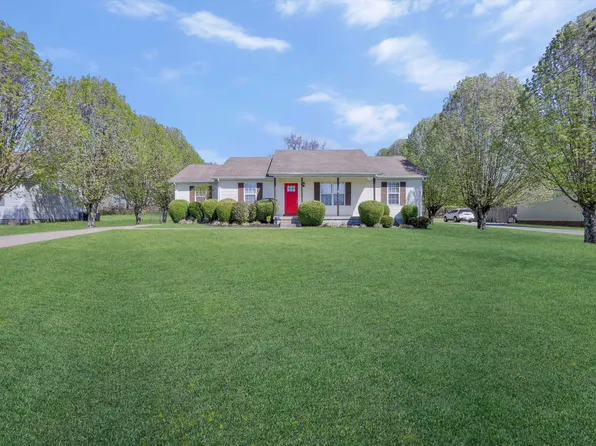 1226 Aurora Dr, Murfreesboro, TN 37129