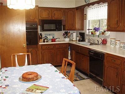 3rd image of 629 Viewland Dr