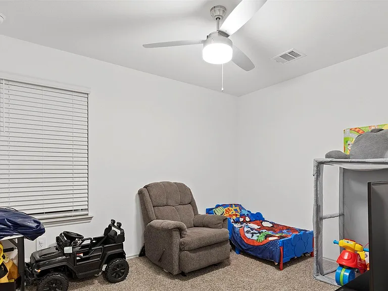 3521 Rockefeller Rd — Photo 14