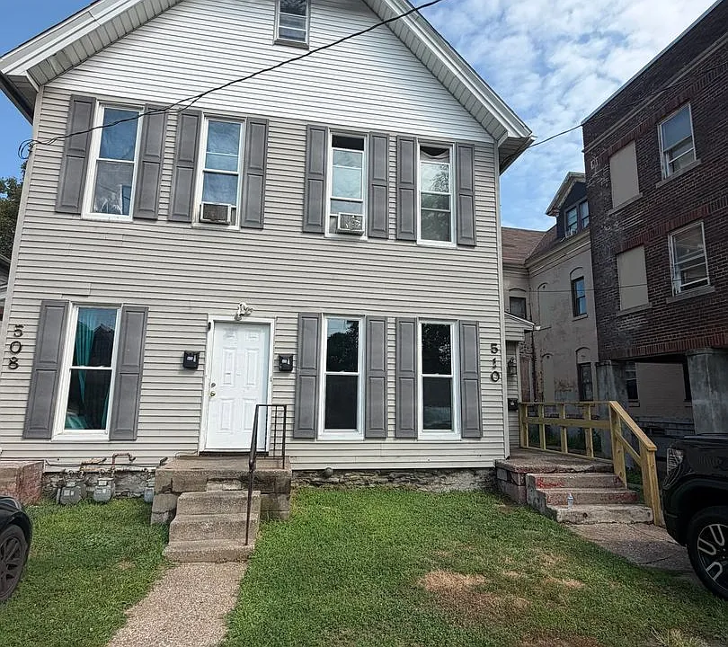 508-10 E 6th St
