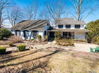 435 Centre Island Rd, Oyster Bay, NY 11771