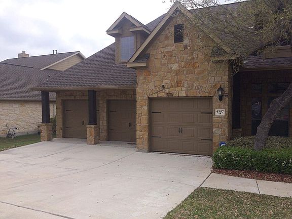 3rd image of 4507 El Bosque