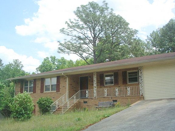 4th image of 1911 Courtney Dr