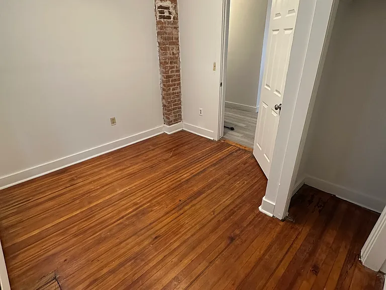 171 Frank St #1A — Photo 8