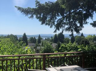 3928 E 8th St, Vancouver, WA 98661