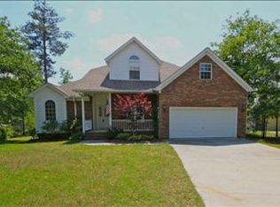 86 Wooden Dock Ct, Cross Hill, SC 29332