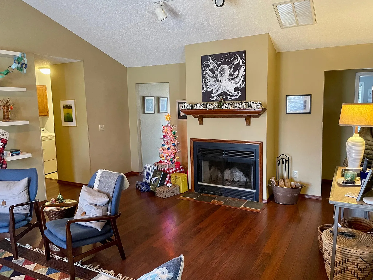 3 bed, 1656 sqft, $1,900 — Photo 4